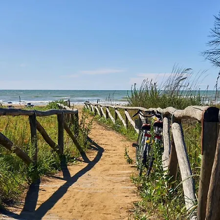 Comfortable Retreat In For Six Guests * Bibione